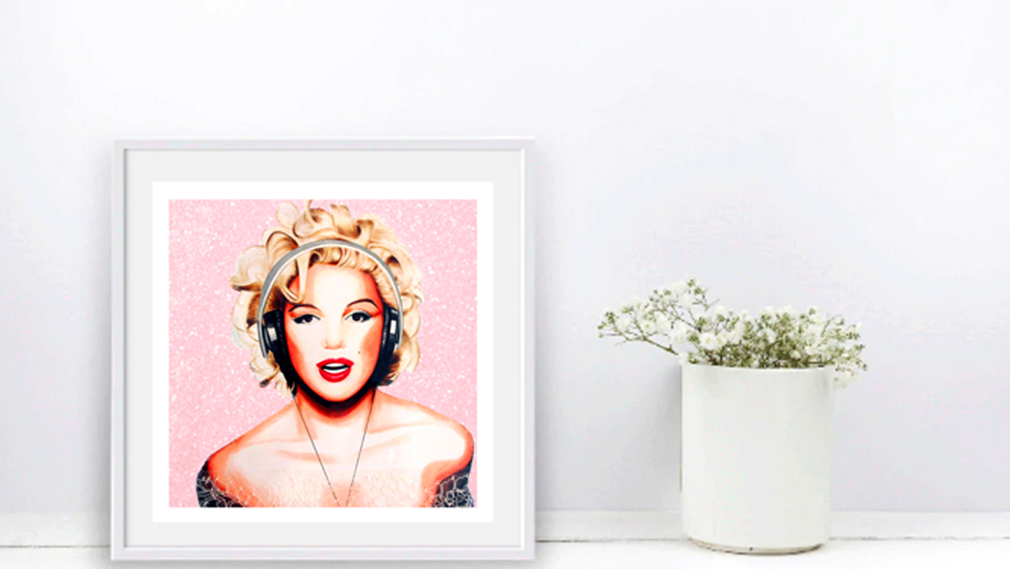 Marilyn Pink Diamond Dust