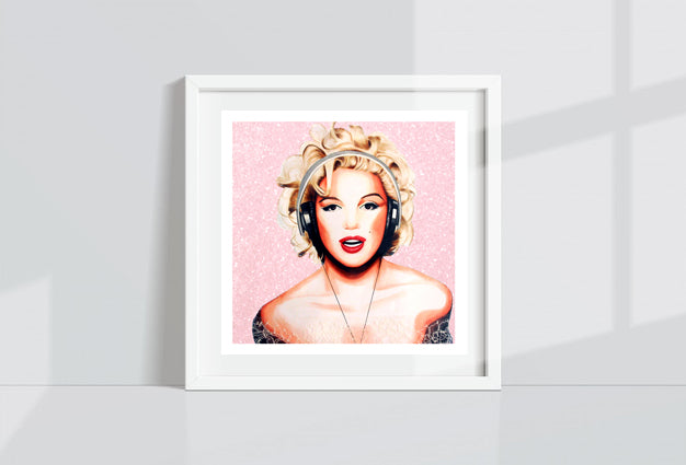 Marilyn Pink Diamond Dust