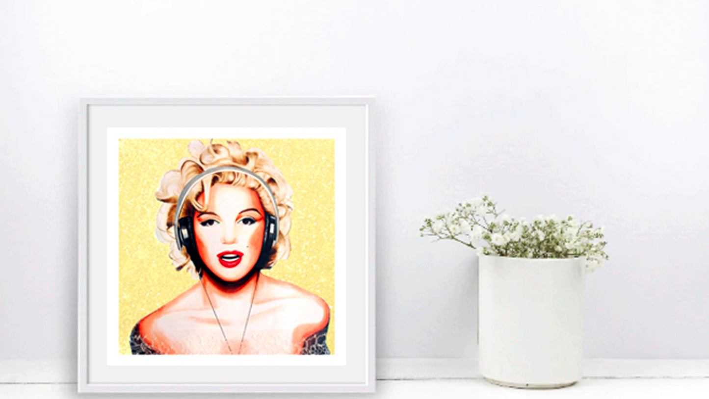 Marilyn Yellow Diamond Dust